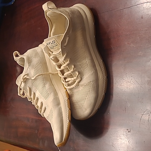 Hylo Light Running Shoes.  Size 9 men's. - Picture 2 of 8